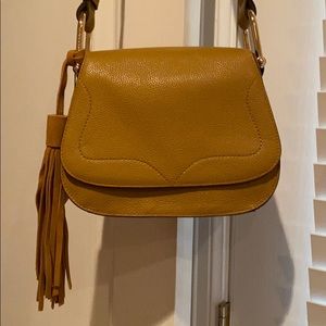 Vince Camuto leather shoulder/crossbody purse